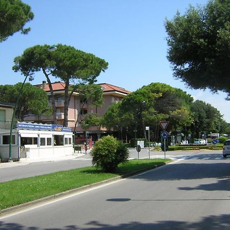Cond Primavera Линьяно-Саббьядоро Экстерьер фото